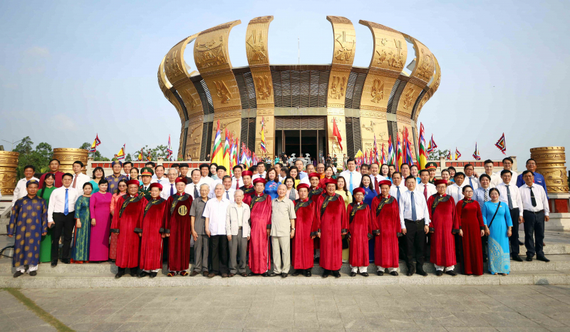 Các tỉnh, thành vùng Tây Nam Bộ dâng hương tưởng nhớ và tri ân các Vua Hùng -0