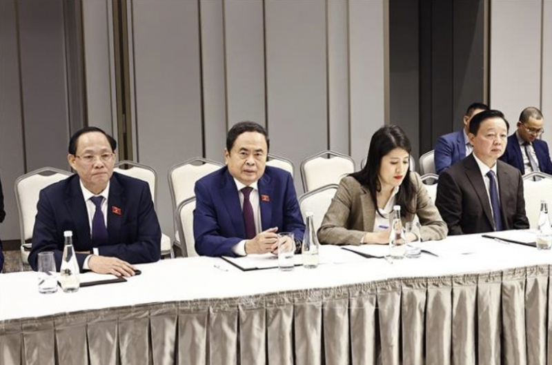 Phát triển mạnh mẽ hơn nữa quan hệ hữu nghị, hợp tác truyền thống Việt Nam - Uzbekistan -0