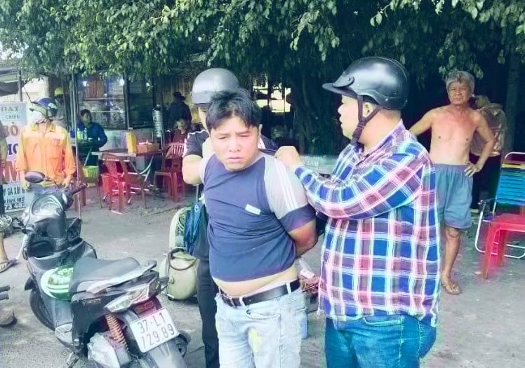 Cướp vé số ở TP Hồ Chí Minh tẩu thoát về Long An nhưng không thoát -0