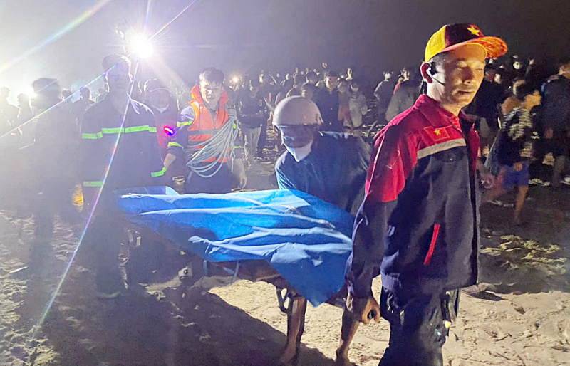 Tìm thấy thi thể nữ sinh bị đuối nước tại bãi biển Bình Minh -0