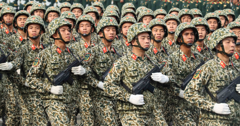 Hợp luyện các khối diễu binh, diễu hành trước Lễ kỷ niệm mừng Ngày non sông thống nhất  -0