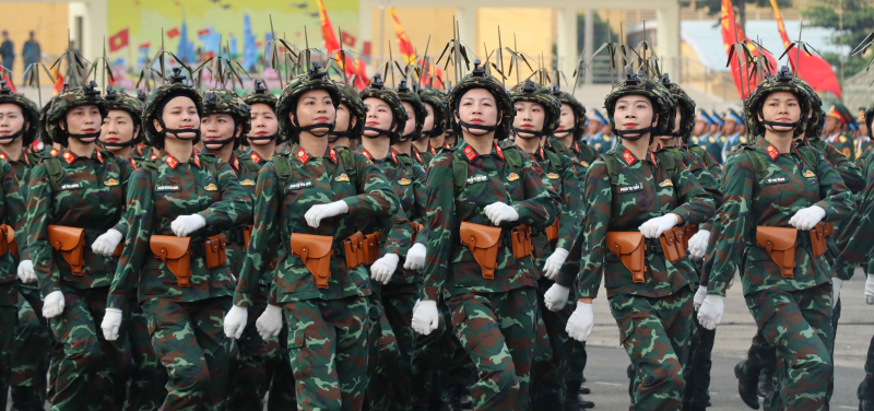 Hợp luyện các khối diễu binh, diễu hành trước Lễ kỷ niệm mừng Ngày non sông thống nhất  -0