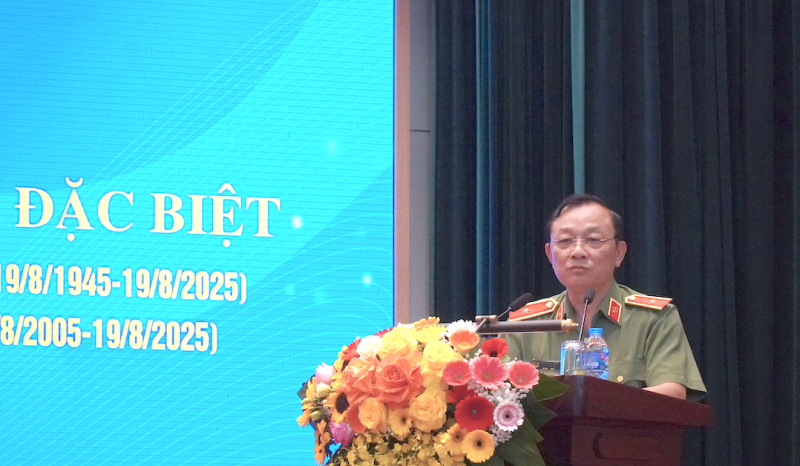 Tuổi trẻ CAND phát động đợt sinh hoạt chính trị đặc biệt kỷ niệm 80 năm Ngày truyền thống CAND -0