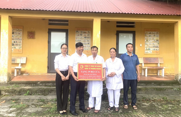 Nghĩa cử nhân ái của Tập đoàn Phượng Hoàng với người bệnh phong ở Bắc Ninh -0