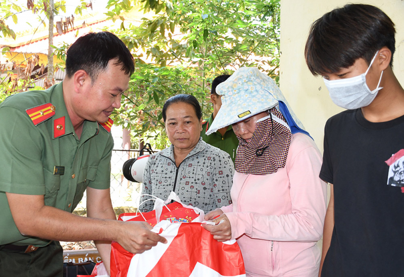 thieu ta 2.jpg -0