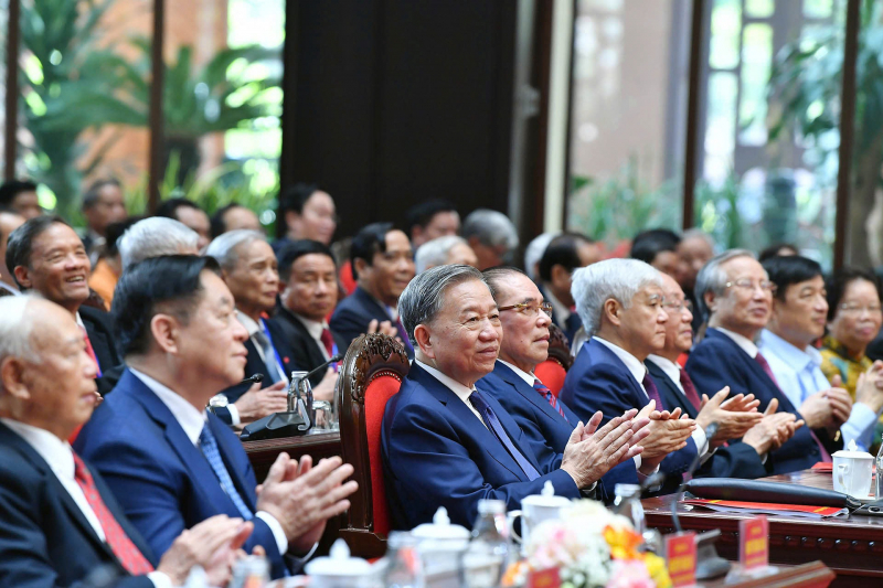 Hồi tưởng hào khí, thắp sáng niềm tin, xây dựng đất nước ngày càng hùng cường -0