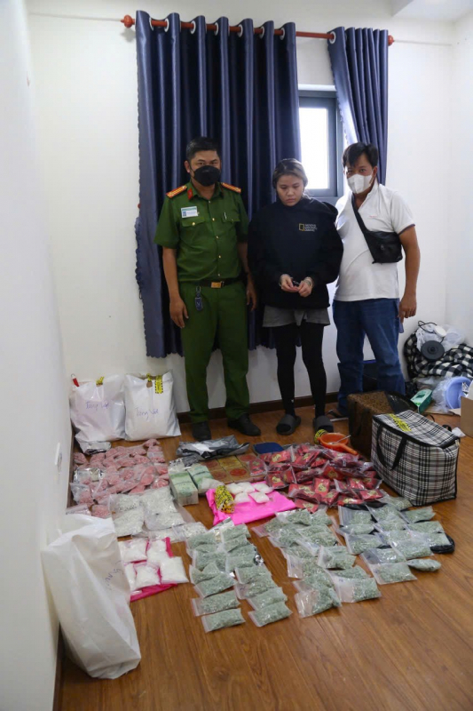 Khám phá chuyên án thu giữ 24,8 kg ma túy và 1 khẩu súng -0