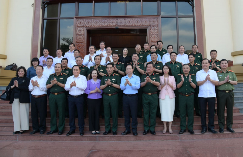Tạo môi trường ổn định, thuận lợi để phát triển kinh tế - xã hội của địa phương -0