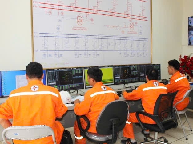 EVNNPC đóng điện TBA 220kV Phú Bình 2 và đường dây rẽ Thái Nguyên – Bắc Giang -0