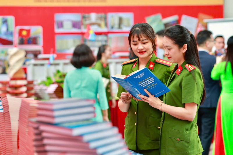 Đẩy mạnh hợp tác, phát triển văn hoá đọc CAND trong kỷ nguyên số -0