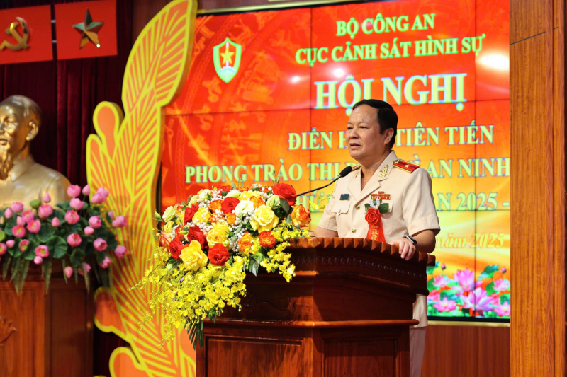 Cục Cảnh sát hình sự tuyên dương điển hình tiên tiến phong trào thi đua