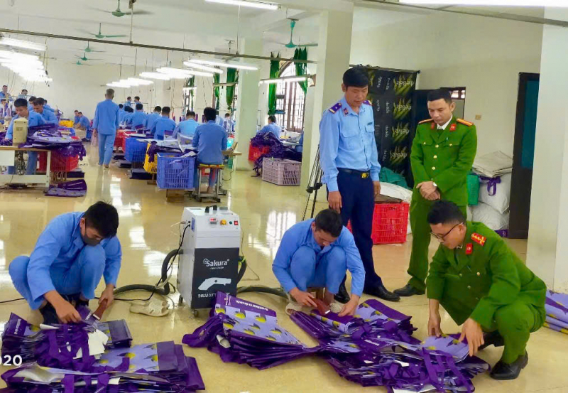 Để “chặn cung”, trước hết phải “giảm cầu” -0