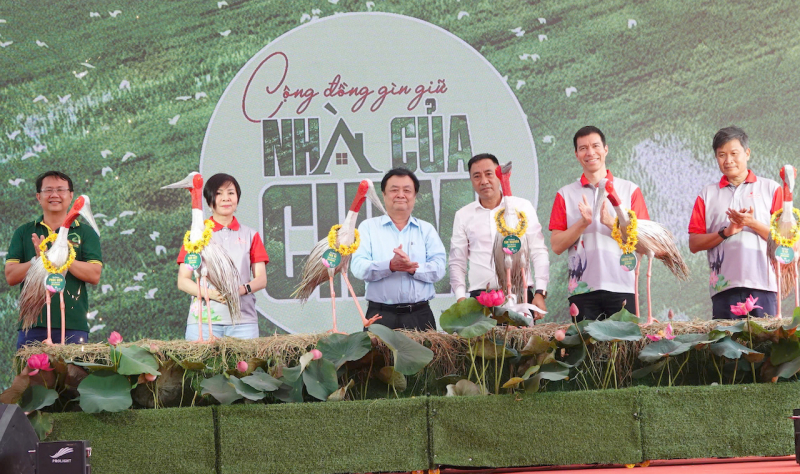 Phó chủ tịch Quốc hội Lê Minh Hoan đánh giá cao đề án bảo tồn và phát triển sếu đầu đỏ -0