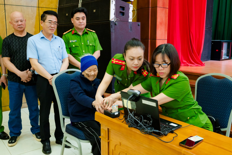 Công an Hải Phòng triển khai thu nhận mẫu AND gần 11 nghìn thân nhân liệt sỹ chưa xác định danh tính -0