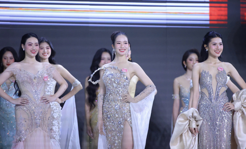 Chung khảo Hoa hậu Việt Nam 2024: Rực rỡ sắc màu văn hóa -1