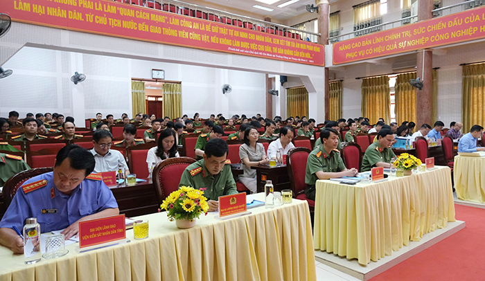 Hội nghị tuyên truyền, lấy ý kiến xây dựng các dự án Luật do Bộ Công an chủ trì soạn thảo -0