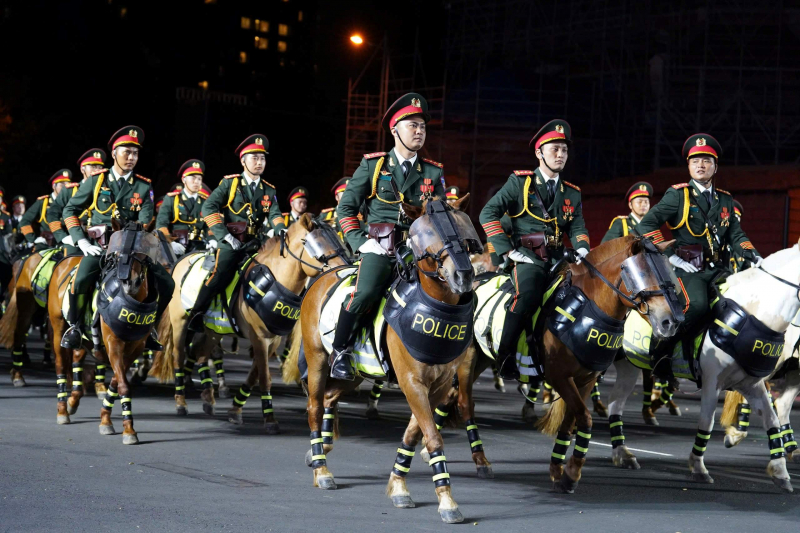 Đặc sắc hợp luyện diễu binh, diễu hành kỷ niệm 50 năm Ngày Giải phóng miền Nam -5