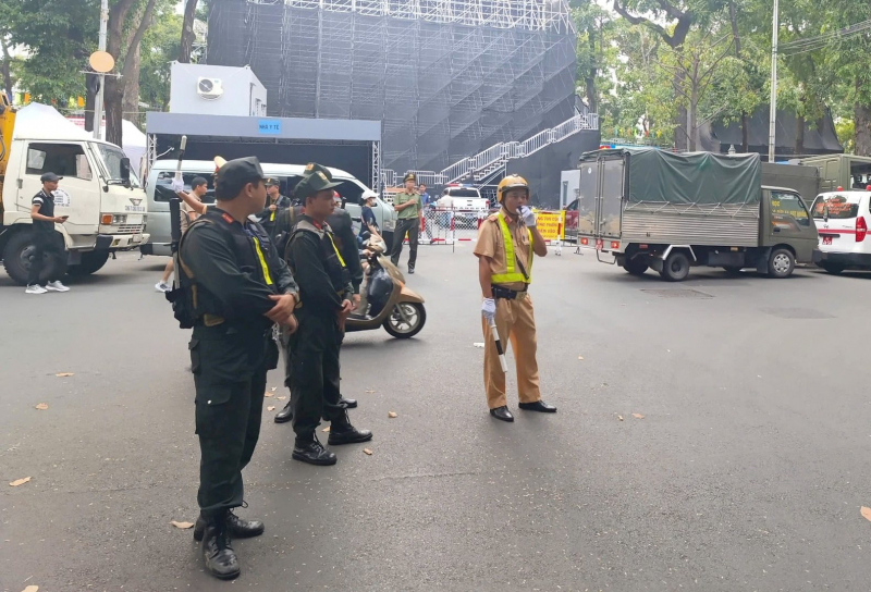Tổng hợp luyện diễu binh, diễu hành lần thứ 2 diễn ra thuận lợi -0
