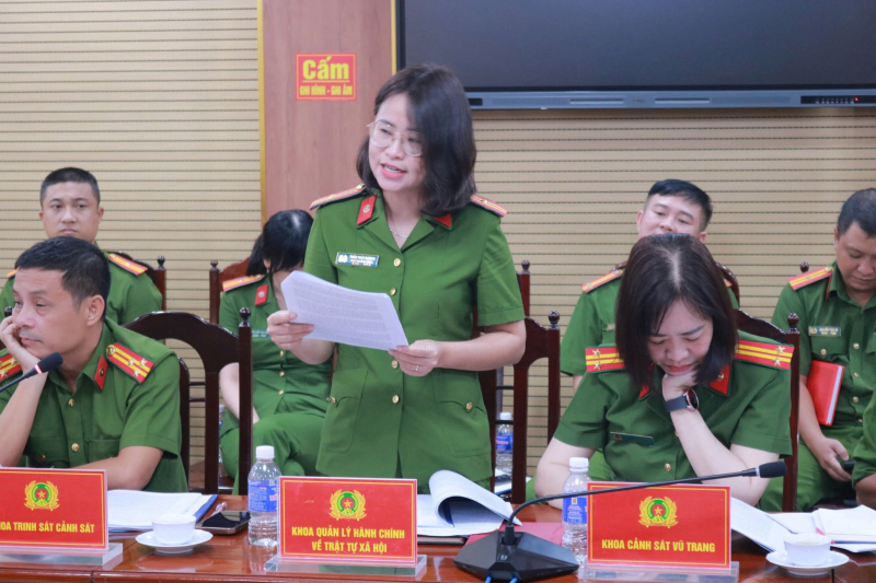 giang3.jpg -0