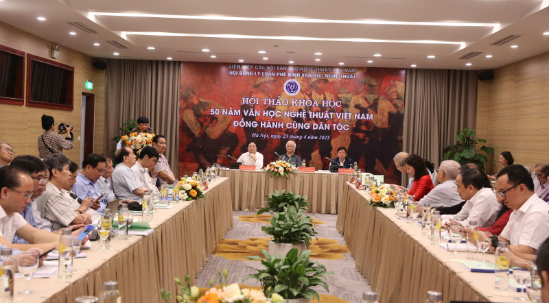 Hội thảo khoa học toàn quốc “50 năm văn học nghệ thuật Việt Nam đồng hành cùng dân tộc” -0