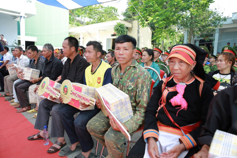 Dựng mái ấm giữa đại ngàn – Hành trình yêu thương của người lính Công an -0