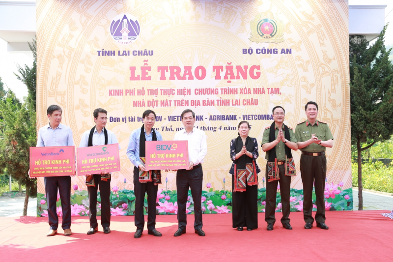 Dựng mái ấm giữa đại ngàn – Hành trình yêu thương của người lính Công an -2