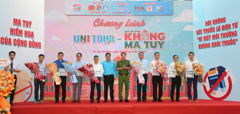 Trang bị “hệ miễn dịch” cho học sinh, sinh viên trước hiểm họa, cám dỗ từ ma túy -2