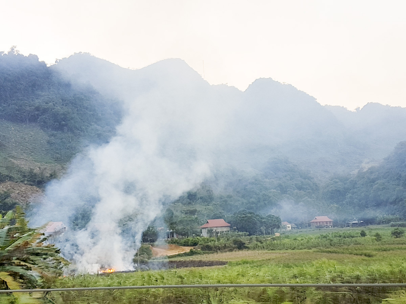 Miên man nhớ... khói -0