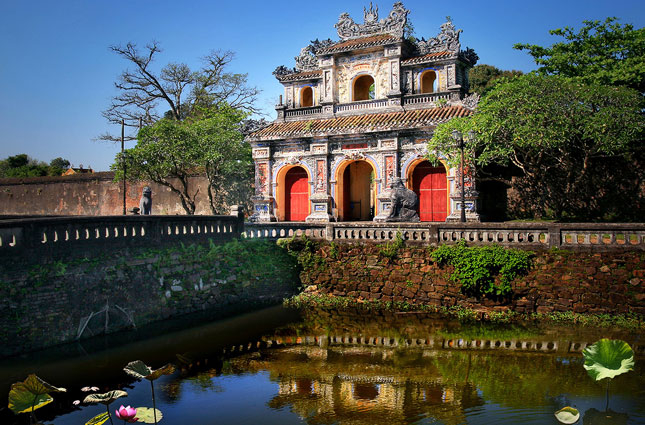 cua_hien_nhon.jpg -0