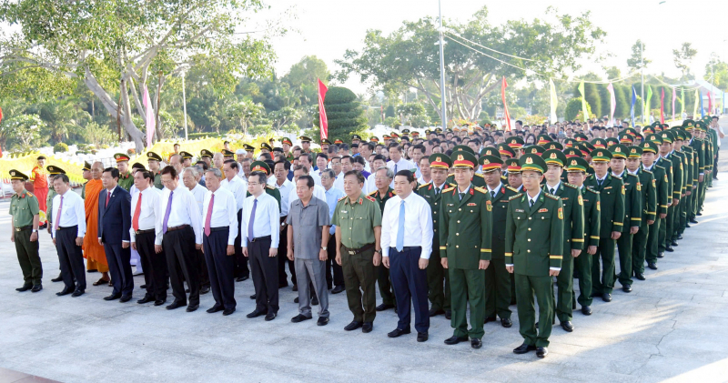 Kiên Giang kỷ niệm 50 năm Ngày Giải phóng miền Nam, thống nhất đất nước -1
