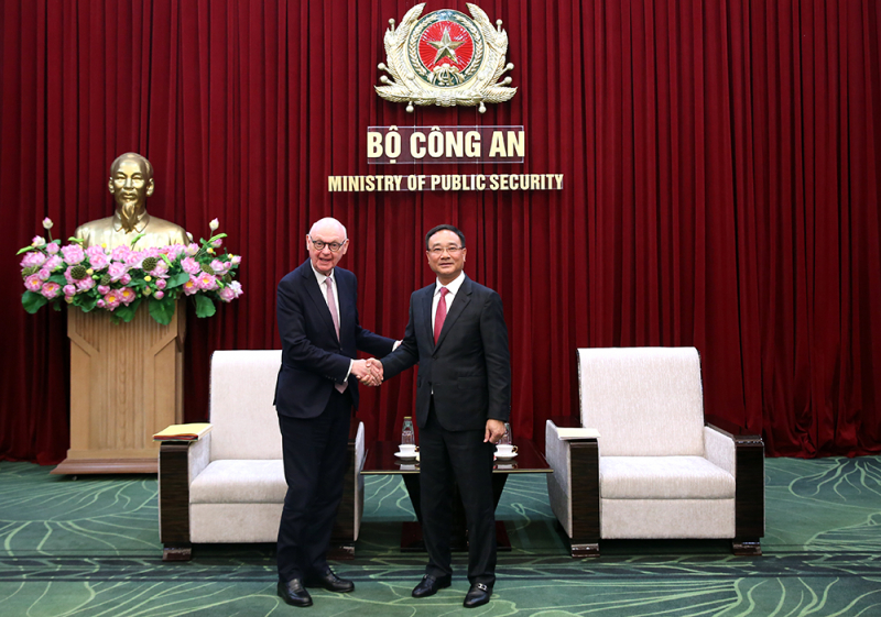 Bộ Công an tiếp tục đẩy mạnh hợp tác với Bộ Nội vụ Pháp -0