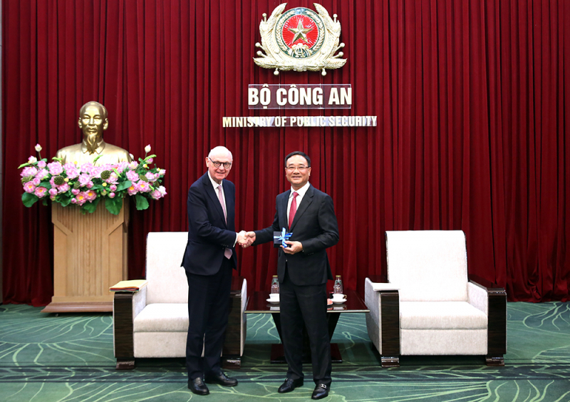 Bộ Công an tiếp tục đẩy mạnh hợp tác với Bộ Nội vụ Pháp -0