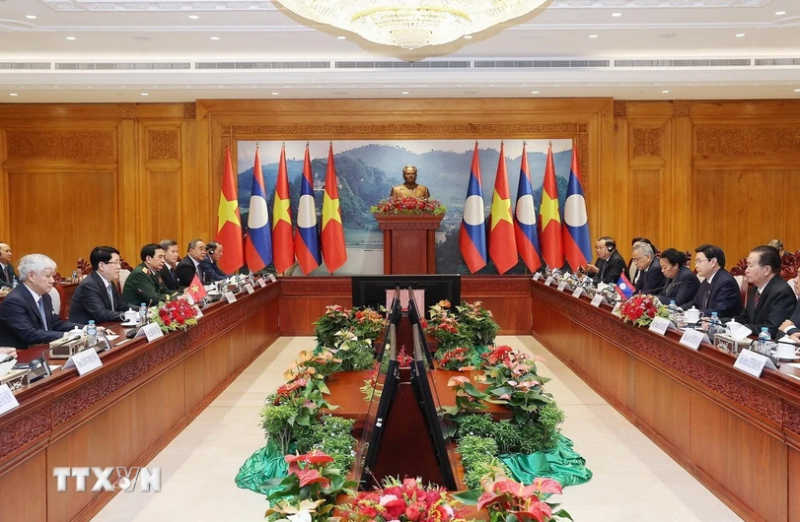 Dành ưu tiên cao nhất cho việc củng cố và tăng cường quan hệ Việt Nam-Lào -0