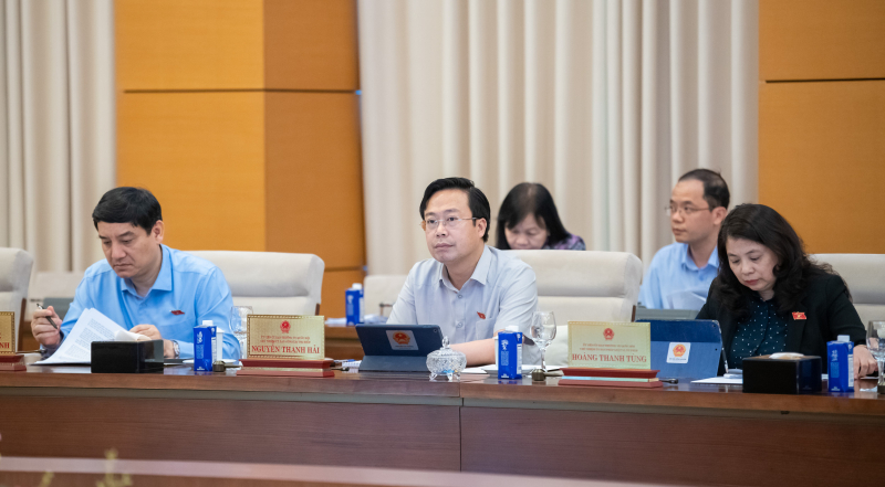 Miễn học phí cho tất cả trẻ em mầm non 5 tuổi -0