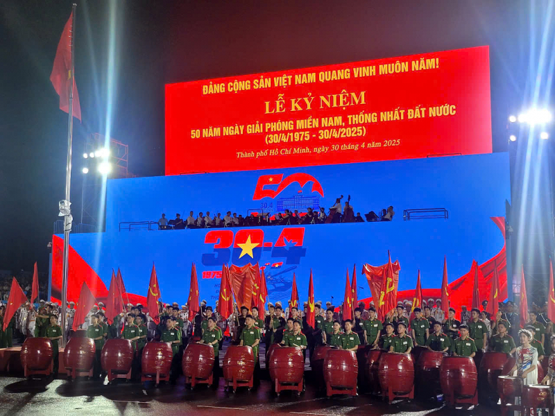 Sơ duyệt chương trình diễn binh, diễu hành cấp nhà nước -0