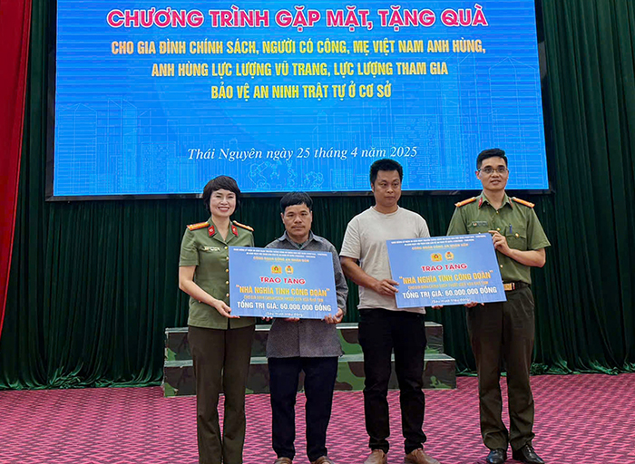 Công đoàn CAND tổ chức hoạt động sinh hoạt chính trị, an sinh xã hội tại huyện Định Hóa, tỉnh Thái Nguyên -1