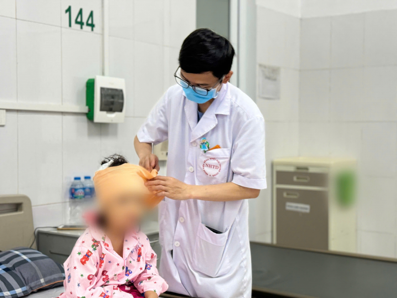 Nhiều người bị chó nhà tấn công, nguy cơ lây bệnh dại cao trong mùa hè -0