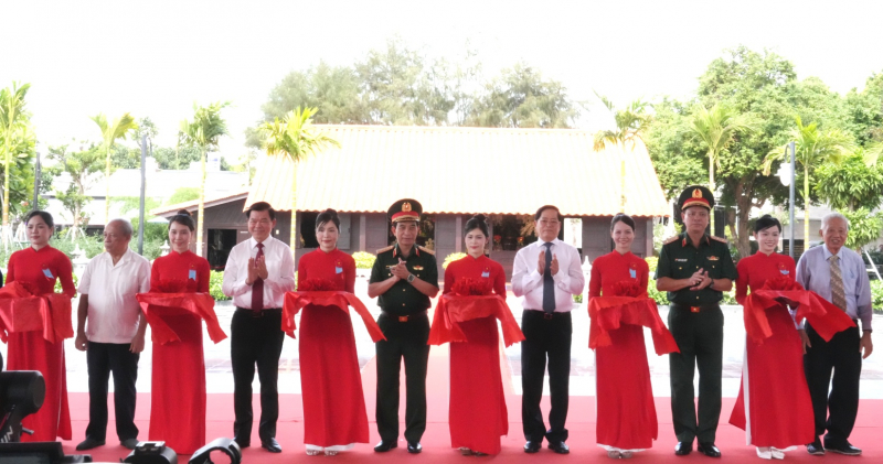 Khánh thành công trình tưởng niệm nữ Anh hùng Liệt sĩ Võ Thị Sáu  -0