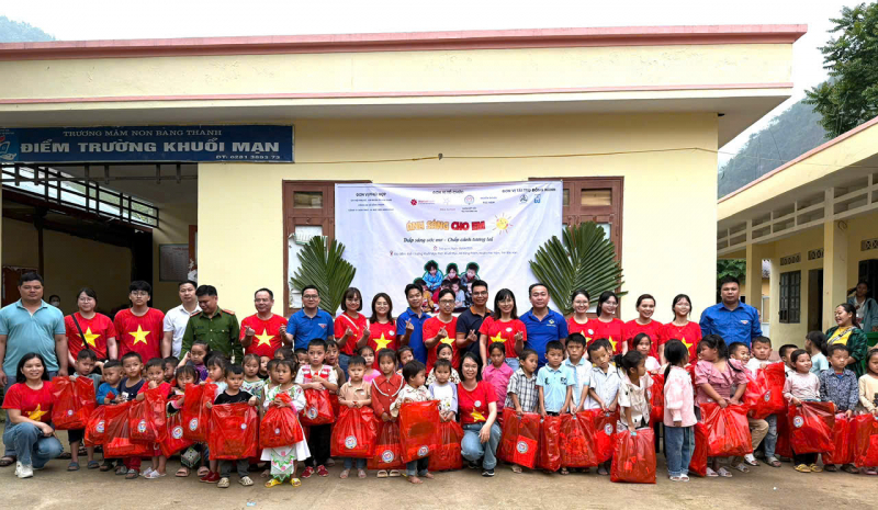 Kết nối yêu thương, trao