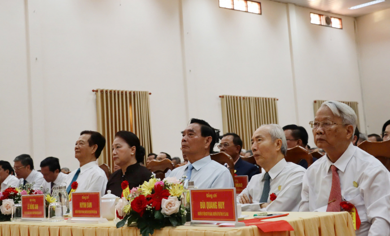 Cà Mau tổ chức họp mặt kỷ niệm 50 năm Ngày Giải phóng miền Nam, thống nhất đất nước  -0