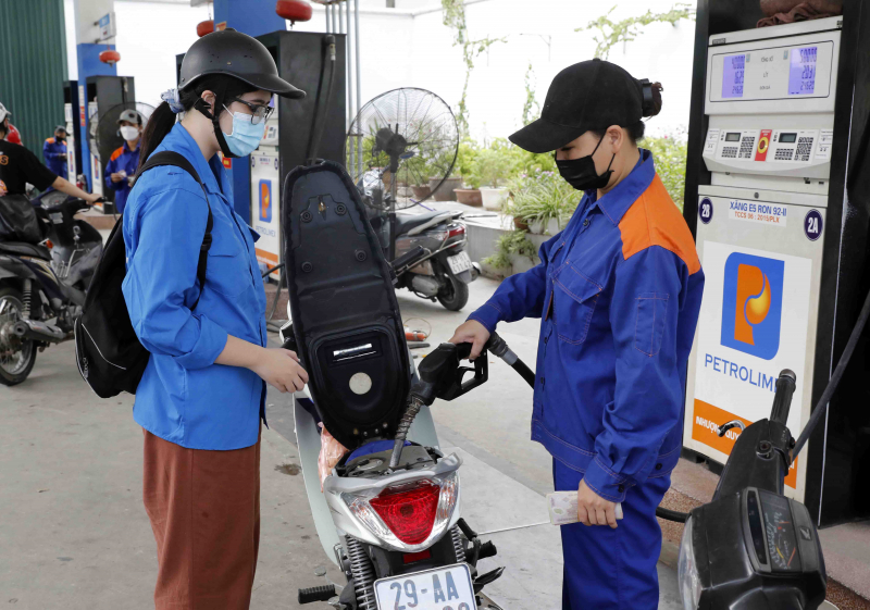 Yêu cầu đảm bảo nguồn cung ứng xăng dầu trong dịp nghỉ Lễ 30/4-1/5 -0