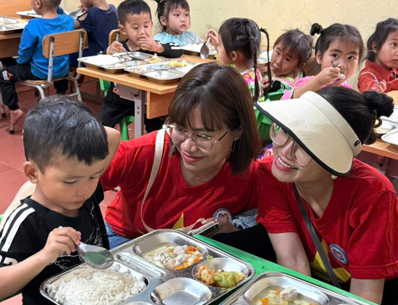 Kết nối yêu thương, trao