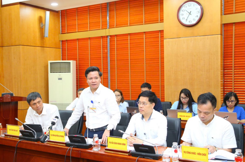 Giám đốc sở có thể làm bí thư xã, phường -0