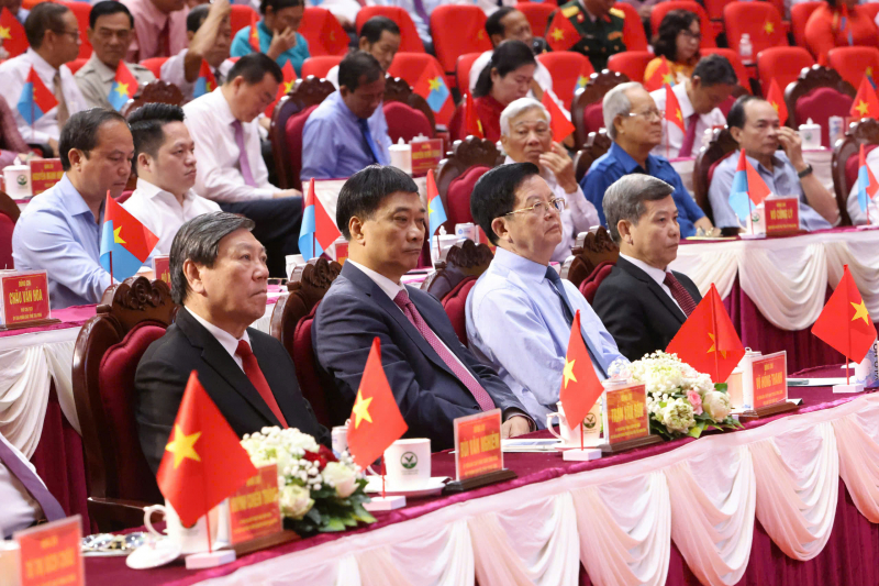 Vĩnh Long quyết tâm trở thành tỉnh phát triển nhanh và bền vững -1