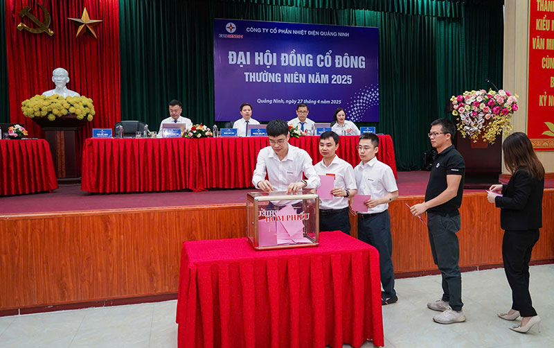Công ty cổ phần Nhiệt điện Quảng Ninh tổ chức thành công Đại hội đồng cổ đông thường niên năm 2025 -0
