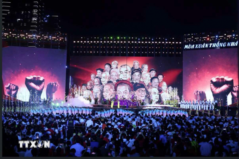 Tổng Bí thư Tô Lâm dự Chương trình nghệ thuật đặc biệt “Mùa Xuân thống nhất” -0