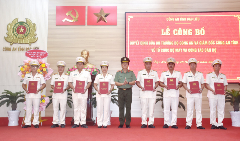 Công an Bạc Liêu  thấm nhuần Sáu điều Bác Hồ dạy_Sodacbiet_t24  -0