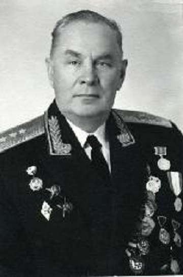 Vladimir Glukhov: từ “kẻ đưa hối lộ” đến Đại tá tình báo -0