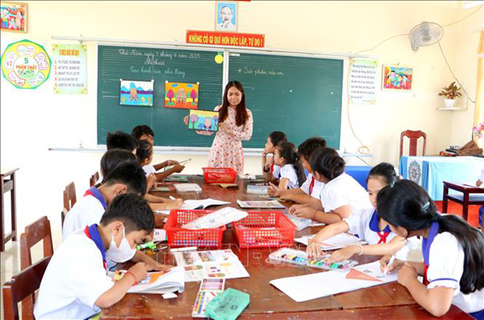 Những chính sách mới sẽ có hiệu lực trong tháng 5/2025 -0