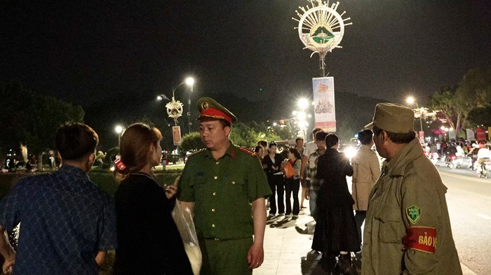 Đảm bảo an toàn tuyệt đối cho nhân dân vui chơi dịp lễ -0